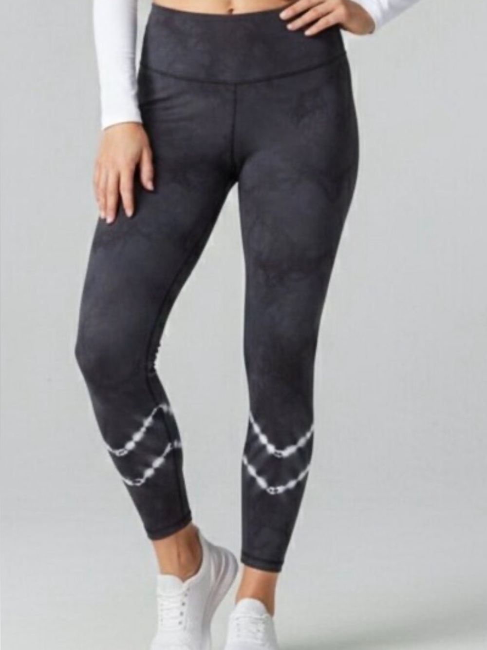 NWT Halcyon Tie-Dye Chevron Leggings Gray & White Size Small